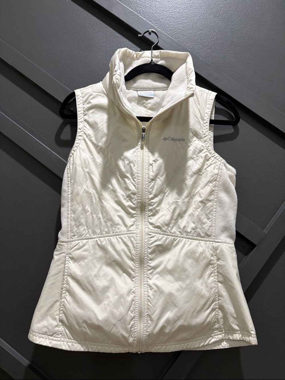 Columbia Women's Off-White Quilted Insulated Vest